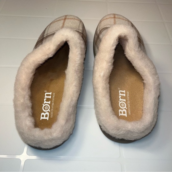 Born Womens Size 10 Ali Winter White Plaid Wool Slip On Slippers Shoes - Picture 3 of 4